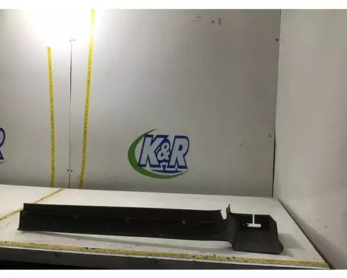 Door Moulding, Front INTERNATIONAL LT K &amp; R Truck Sales, Inc.