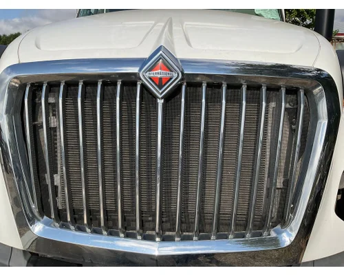 Grille INTERNATIONAL LT HD Truck Repair &amp;amp; Service