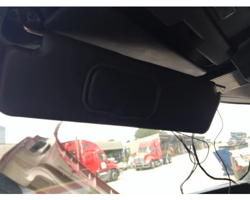 Interior Sun Visor INTERNATIONAL LT LKQ Thompson Motors - Wykoff