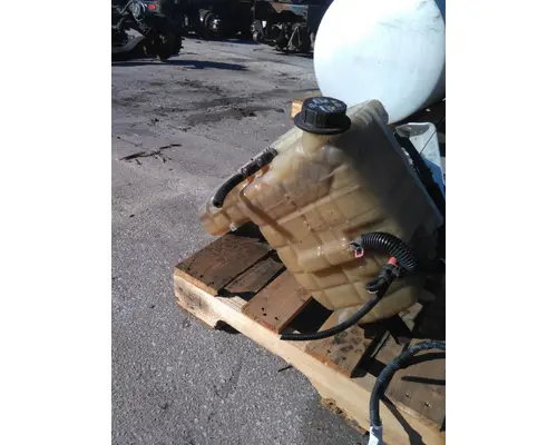 Radiator Overflow Bottle INTERNATIONAL LT LKQ Heavy Truck - Tampa