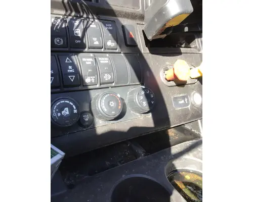 Temperature Control INTERNATIONAL LT LKQ Evans Heavy Truck Parts