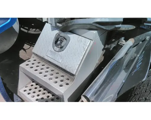 Tool Box INTERNATIONAL LT LKQ Heavy Truck - Goodys