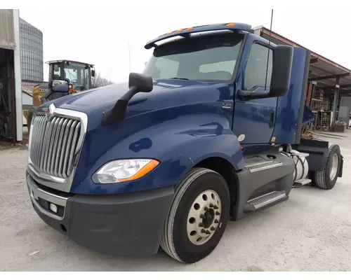 Complete Vehicle INTERNATIONAL LT LKQ Thompson Motors - Wykoff