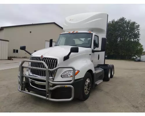 Complete Vehicle INTERNATIONAL LT LKQ Thompson Motors - Wykoff