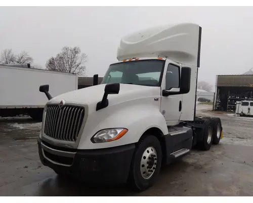 Complete Vehicle INTERNATIONAL LT LKQ Thompson Motors - Wykoff