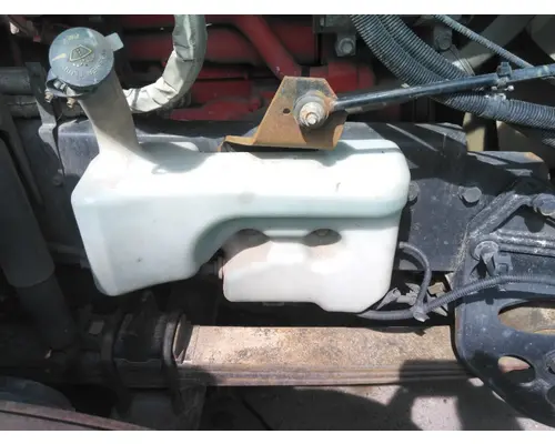 Windshield Washer Reservoir INTERNATIONAL LT LKQ KC Truck Parts - Inland Empire