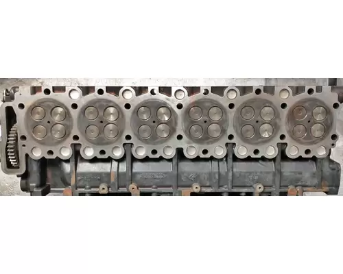 International MAXXFORCE 13 Cylinder Head