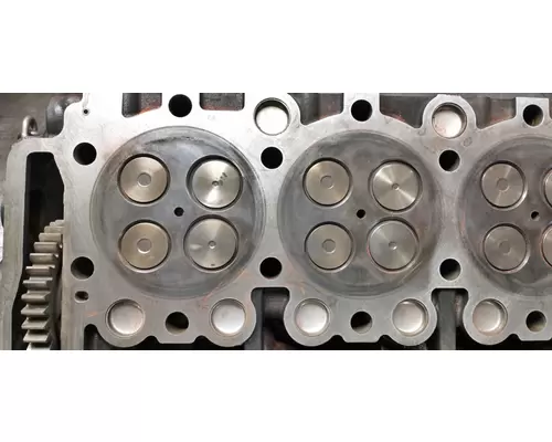 International MAXXFORCE 13 Cylinder Head