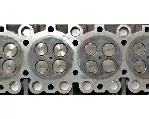 International MAXXFORCE 13 Cylinder Head