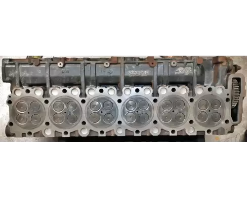 International MAXXFORCE 13 Cylinder Head