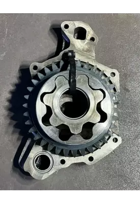 International MAXXFORCE 13 Oil Pump
