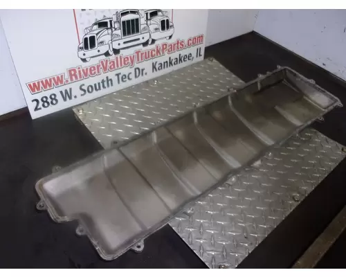 International MAXXFORCE 13 Valve Cover