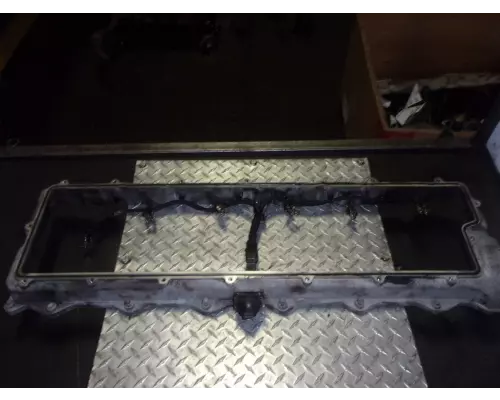 International MAXXFORCE 13 Valve Cover