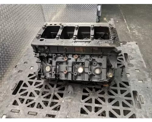 International MAXXFORCE 7 Cylinder Block