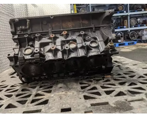 International MAXXFORCE 7 Cylinder Block