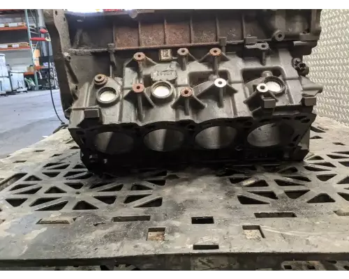 International MAXXFORCE 7 Cylinder Block