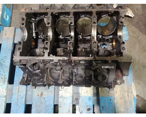 International MAXXFORCE 7 Cylinder Block