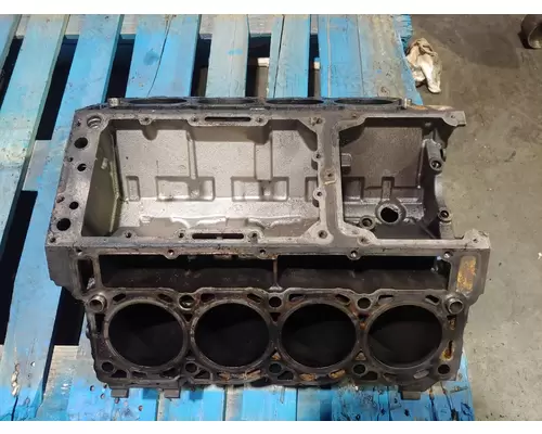 International MAXXFORCE 7 Cylinder Block