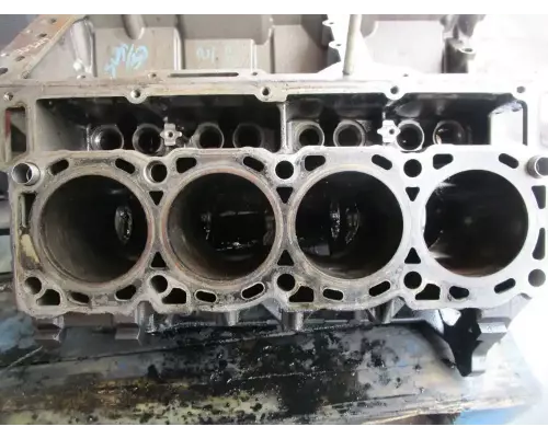 International MAXXFORCE 7 Cylinder Block