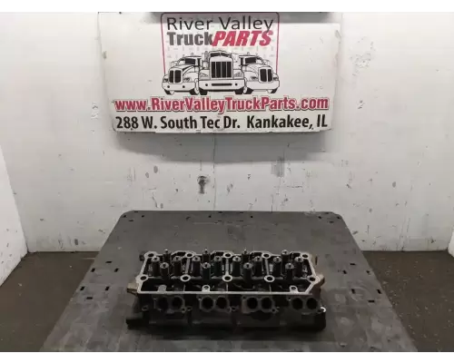 International MAXXFORCE 7 Cylinder Head