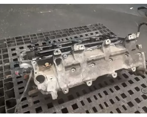 International MAXXFORCE 7 Cylinder Head