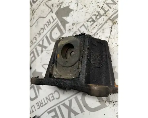 International MAXXFORCE 7 Engine Mounts