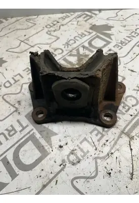 International MAXXFORCE 7 Engine Mounts