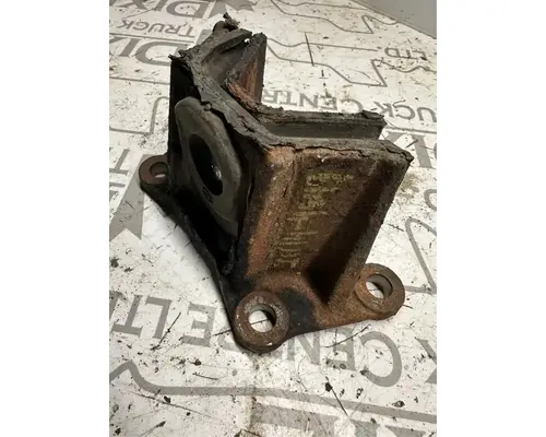 International MAXXFORCE 7 Engine Mounts