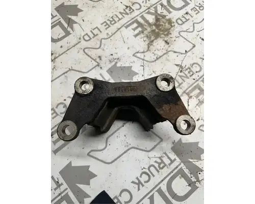 International MAXXFORCE 7 Engine Mounts