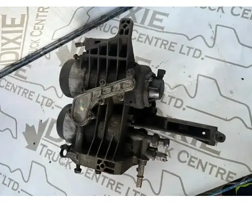 International MAXXFORCE 7 Engine Oil Cooler