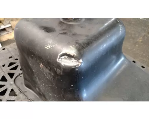 International MAXXFORCE 7 Oil Pan