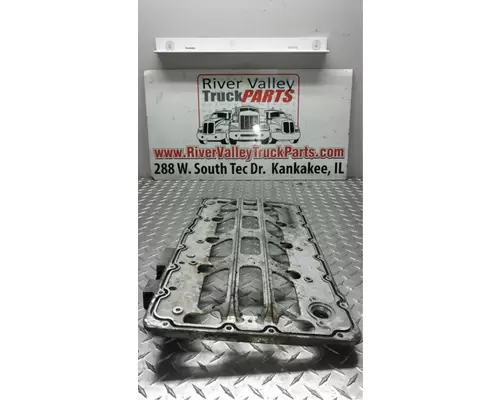 International MAXXFORCE 7 Oil Pan