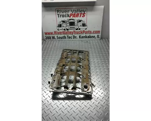 International MAXXFORCE 7 Oil Pan