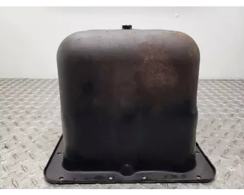 International MAXXFORCE 7 Oil Pan