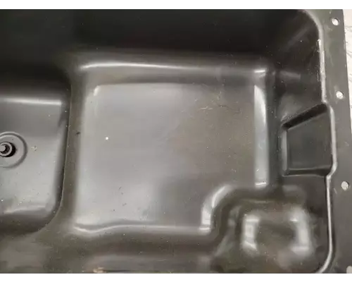 International MAXXFORCE 7 Oil Pan