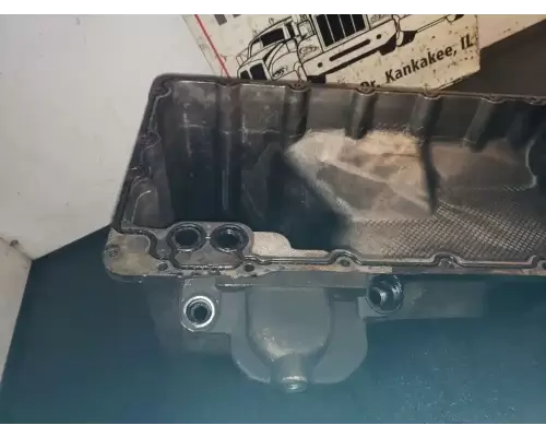 International MAXXFORCE 7 Oil Pan