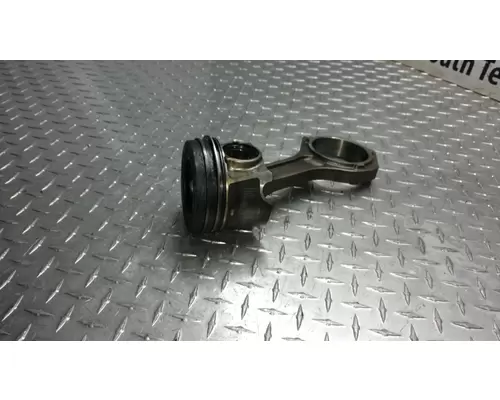 International MAXXFORCE 7 Piston