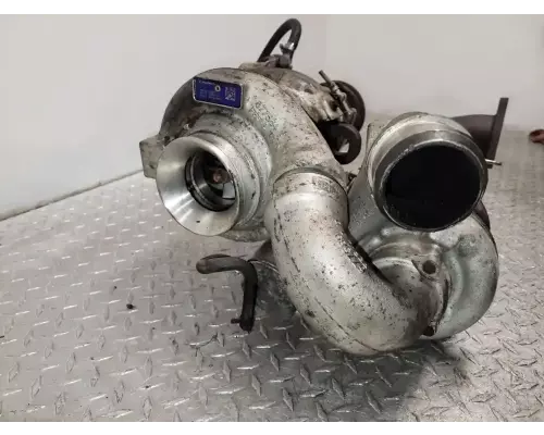 International MAXXFORCE 7 Turbocharger  Supercharger