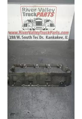 International MAXXFORCE 7 Valve Cover