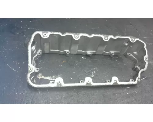 International MAXXFORCE 7 Valve Cover