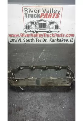 International MAXXFORCE 7 Valve Cover