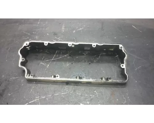 International MAXXFORCE 7 Valve Cover