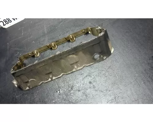 International MAXXFORCE 7 Valve Cover