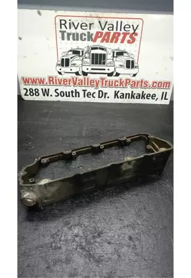 International MAXXFORCE 7 Valve Cover