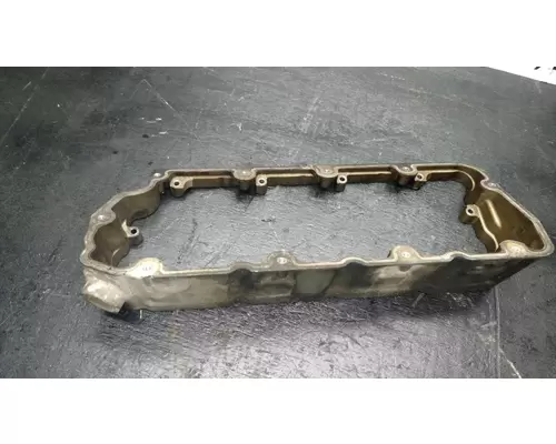 International MAXXFORCE 7 Valve Cover