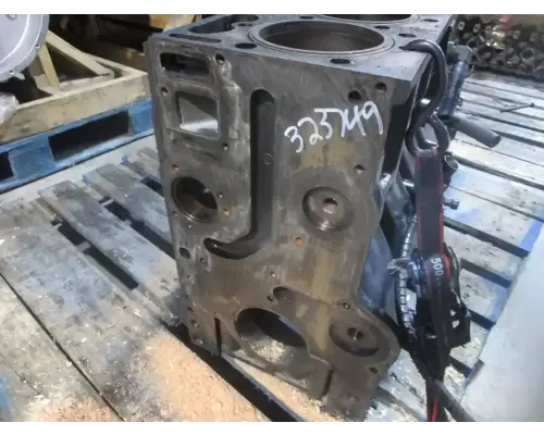 International MAXXFORCE DT466 Cylinder Block