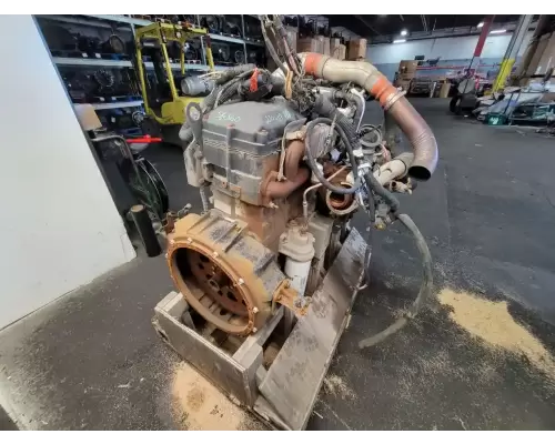 International MAXXFORCE DT466 Engine Assembly