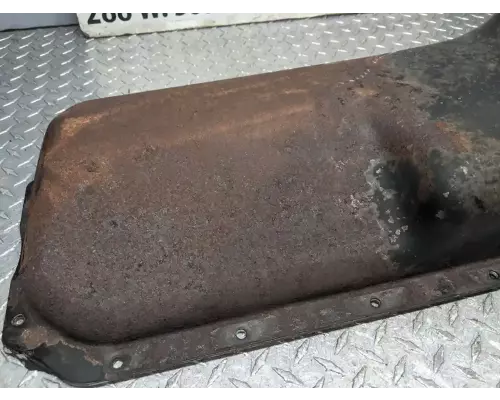 International MAXXFORCE DT466 Oil Pan