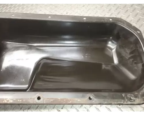 International MAXXFORCE DT466 Oil Pan