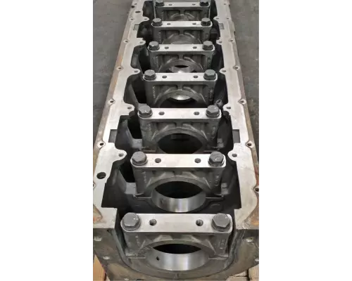 International MAXXFORCE DT Cylinder Block